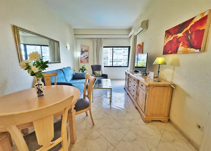 Skol 526 Апартаменти Марбелья